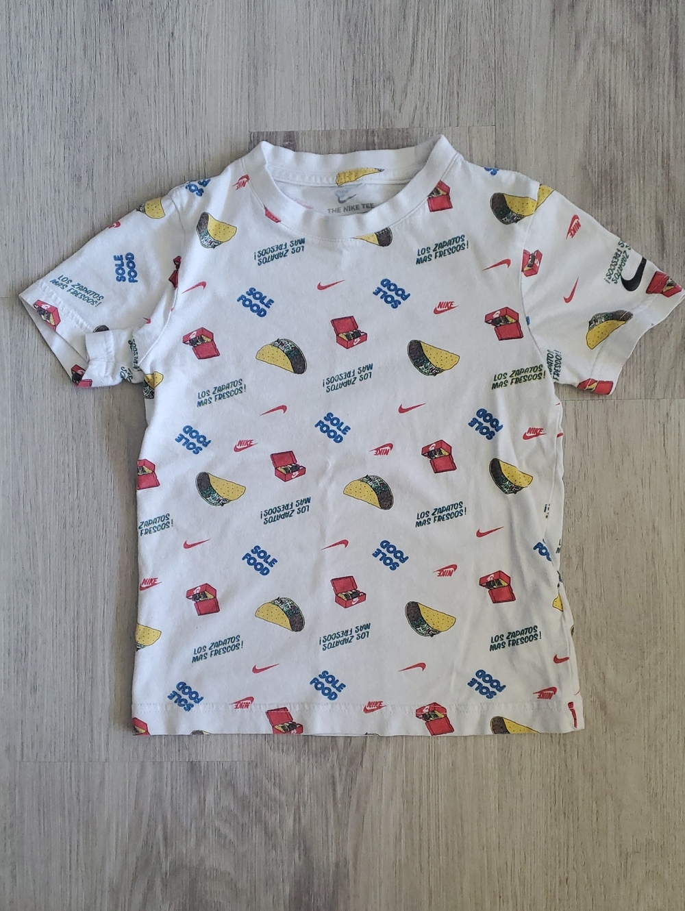 Size 4-5 YRS - Nike Kids' White Graphic SOLE FOOD Taco Shirt - The Nike Tee